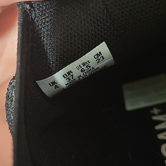 Puma sneakers - Picture 4 of 4